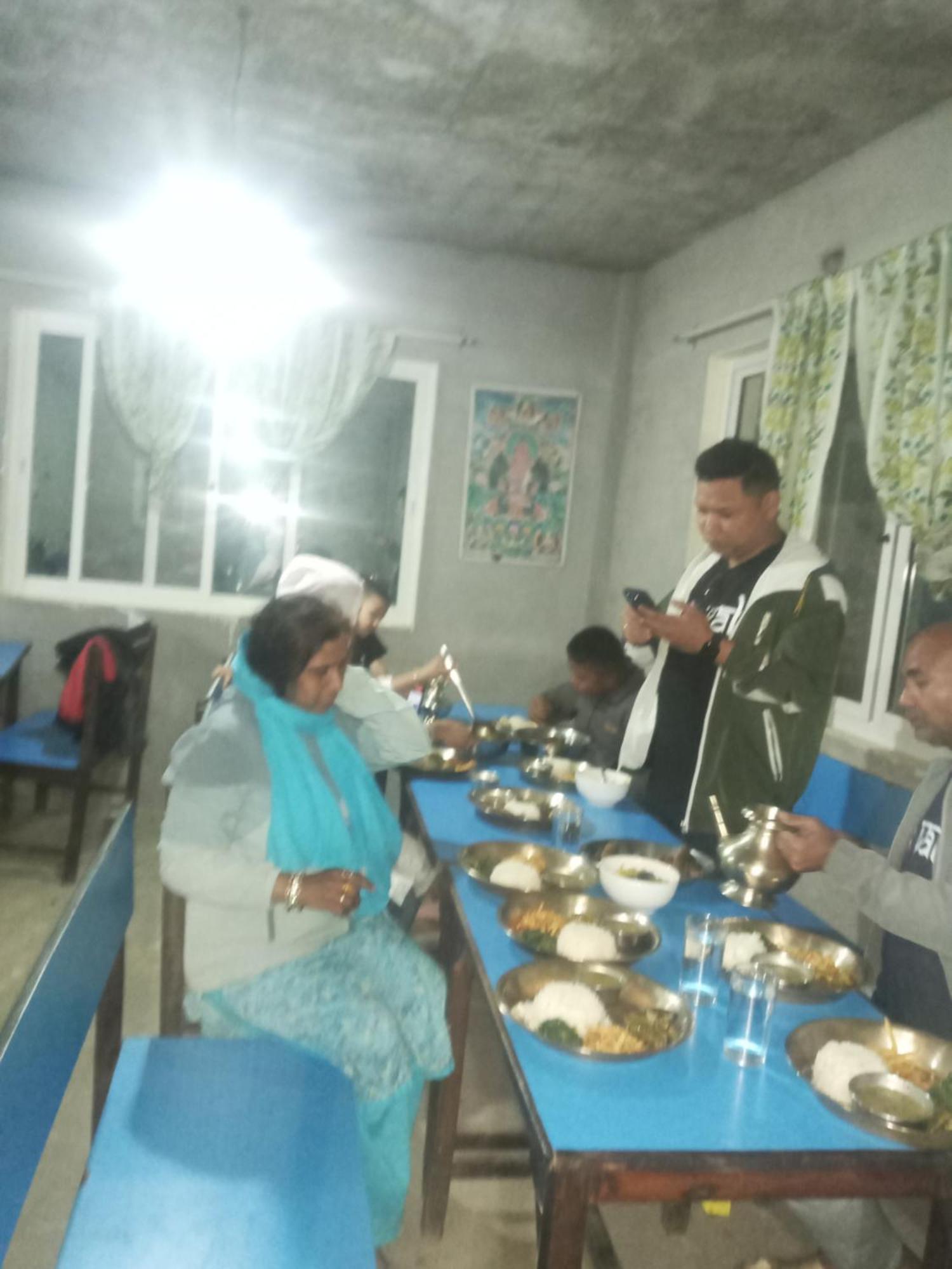 Unique Point Home Stay Нагаркот Екстериор снимка